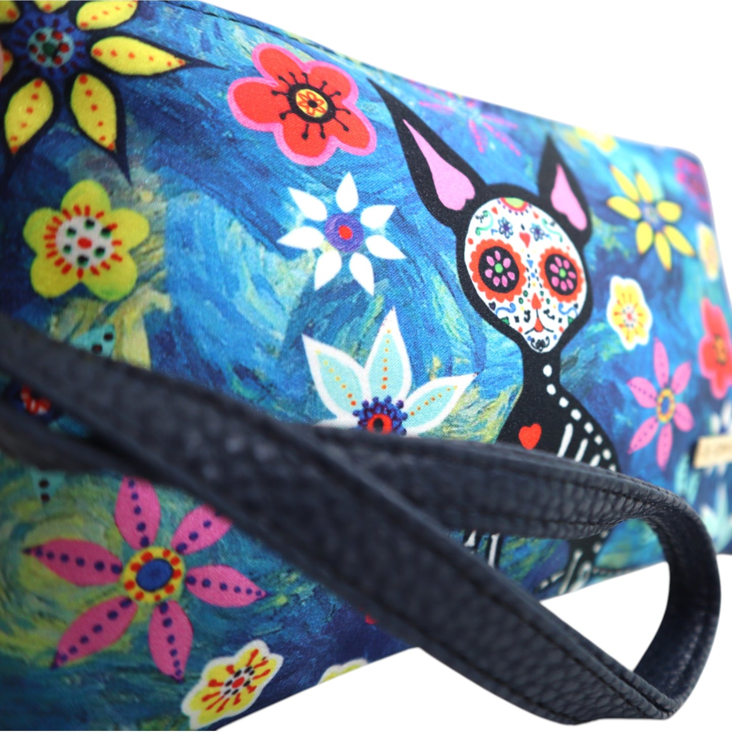 Cluchecito - Skull Dog