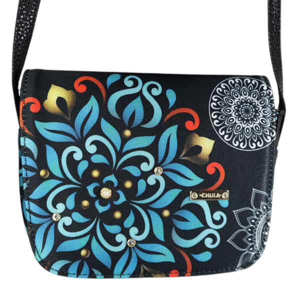 Julie - Mandala Winter