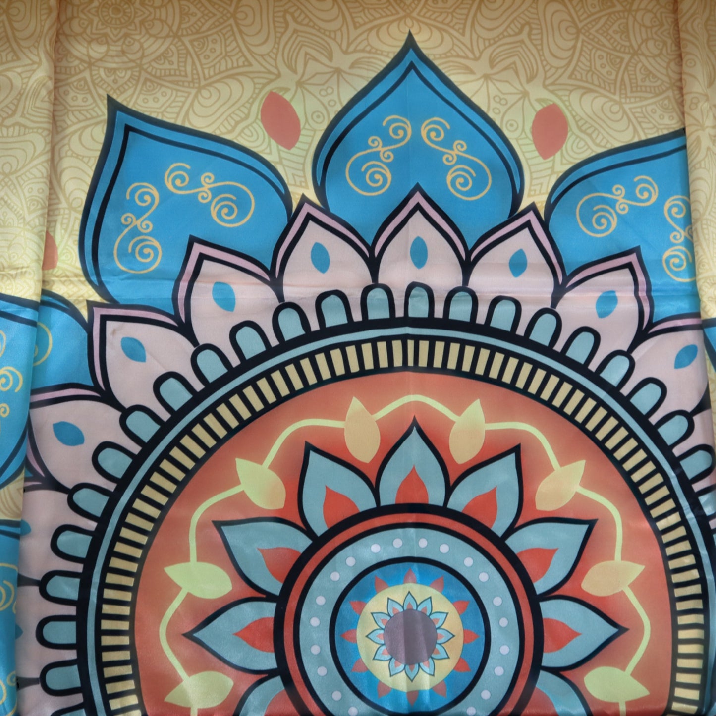 Pashmina - Golden Mandala