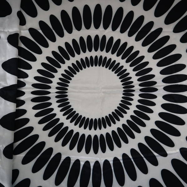 Pashmina - Black Petal